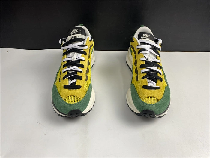 FastDry Nike Vaporwaffle sacai Tour Yellow Stadium Green 5236
