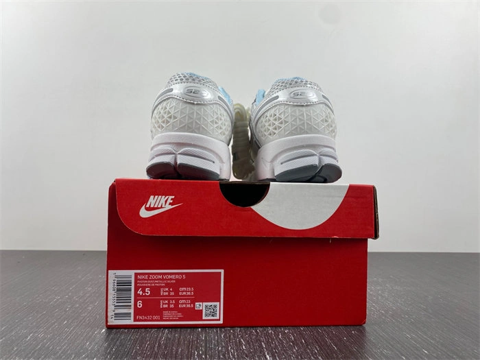 Resilient Nike Zoom Vomero 5 520 Pack Ocean Bliss FN3432- 5298