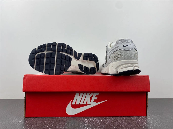 Nike Zoom Vomero 5 Photon Dust Metallic Silver  FD0884- Affordable 5306