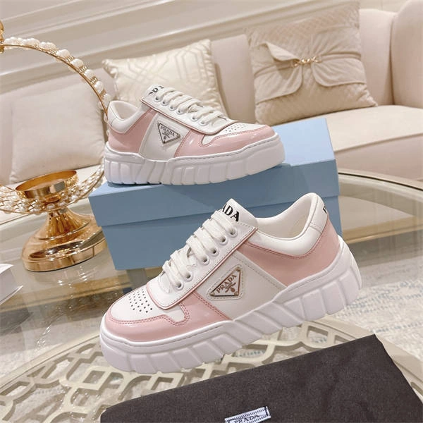 Unique PRADA 3216