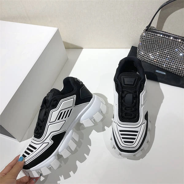 PRADA StreetReady 3237