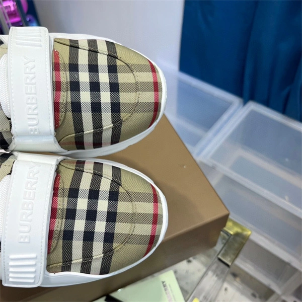 Packable bvrberry MJ 2629